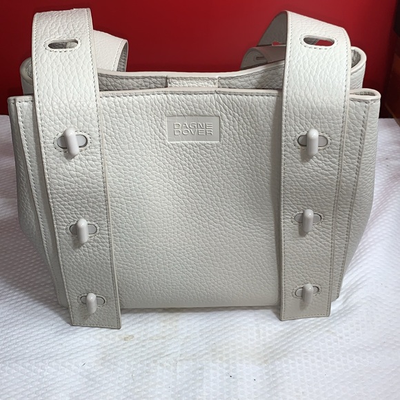 DAGNE DOVER TOKYO TURNLOCK TOTE
5BD59 - Picture 1 of 6